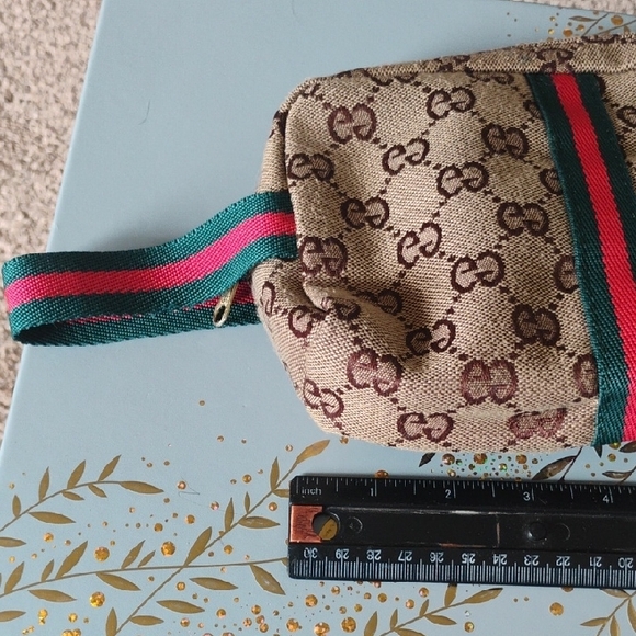 NOT Gucci, ee Monogram Pouch with Green and Red Stripe - Picture 2 of 9